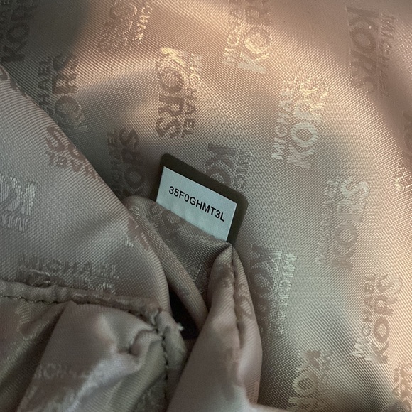 Michael Kors- red leather Hamilton Tote Purse - Picture 5 of 8